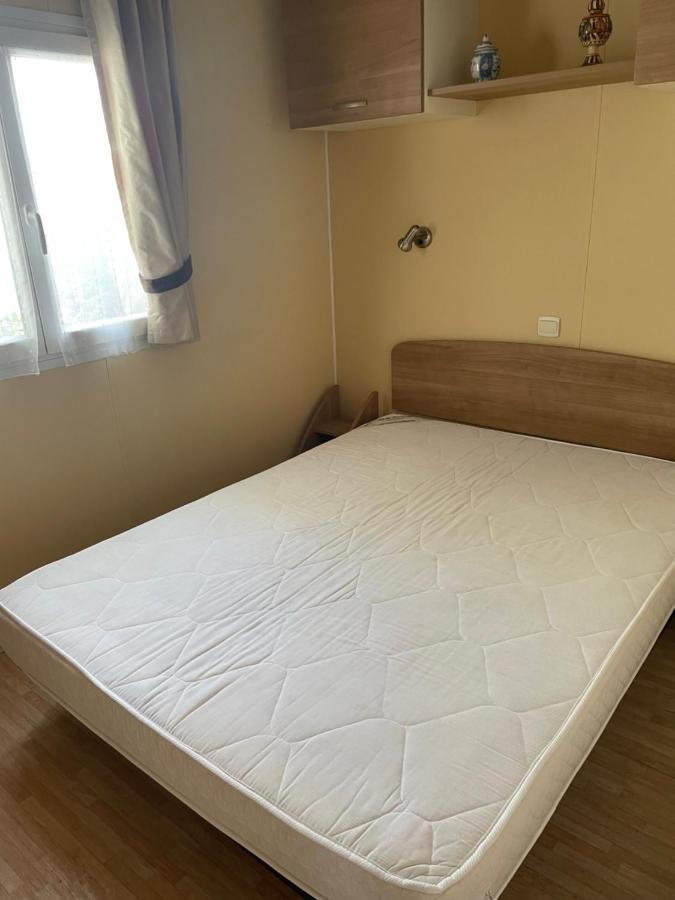 Mobil Home Parfait Etat Sur Camping Arvert Exteriér fotografie